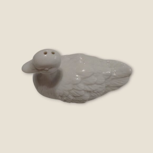 Vintage Shafford White Duck Salt & Pepper Shakers Ceramic 3" Collectible Kitchen - Picture 8 of 16